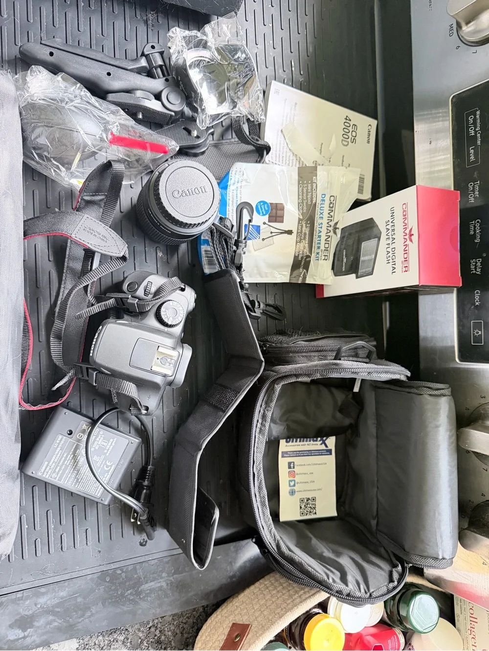 Canon compact dslr